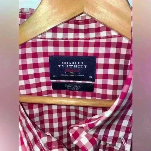 Charles Tyrwhitt Weekend Non-Iron Classic Fit Pink & White Button Down Mens XL - Picture 3 of 3